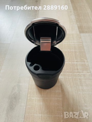 Оригинален пепелник за Audi , снимка 3 - Аксесоари и консумативи - 33362644