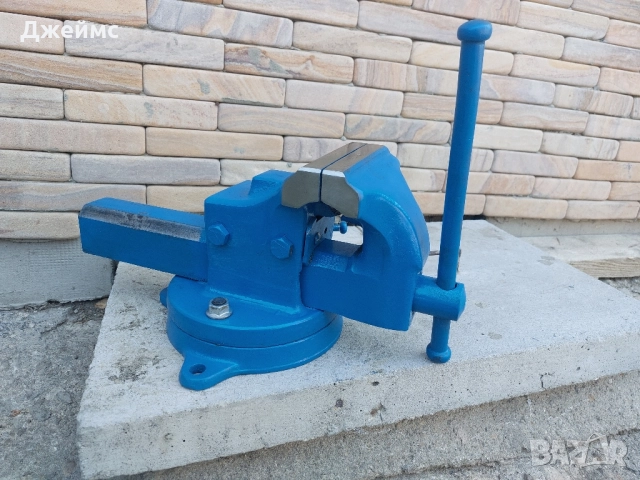 Професионално немско стоманено въртящо менгеме , снимка 2 - Менгемета - 51455665