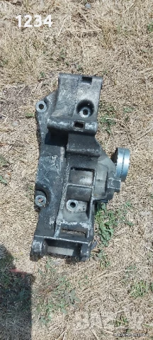 обтягаща ролка на ангренажен ремък за голф 4 бензин 1.6, снимка 2 - Части - 51237236