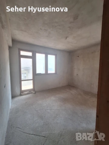 Продавам многофамилна къща в гр.Попово, снимка 11 - Къщи - 50596038