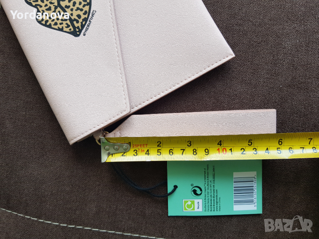 Bouffants And Broken Hearts - оригинална дамска чантичка, снимка 8 - Чанти - 36321650