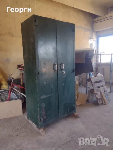 Метална каса, снимка 4 - Сейфове и каси - 47638359