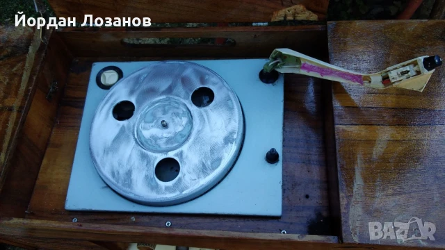 Радио-грамофон, снимка 5 - Грамофони - 51365465