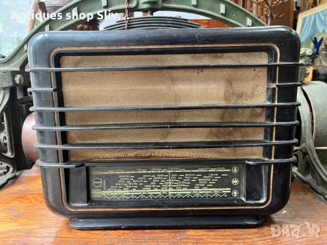 Стар радиоапарат с бакелитна кутия от "Rhythmus" Тесла №4160, снимка 5 - Антикварни и старинни предмети - 41225681