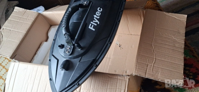 продавам лодка за захранка Flytec 2 вградени батерий, снимка 3 - Други услуги - 53720433