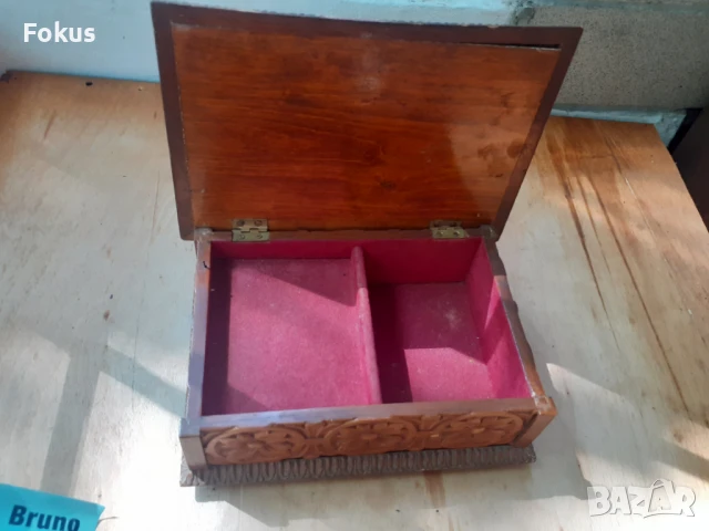 Антикварна музикална дървена кутия Шварцвалд - дърворезба, снимка 6 - Антикварни и старинни предмети - 51132109