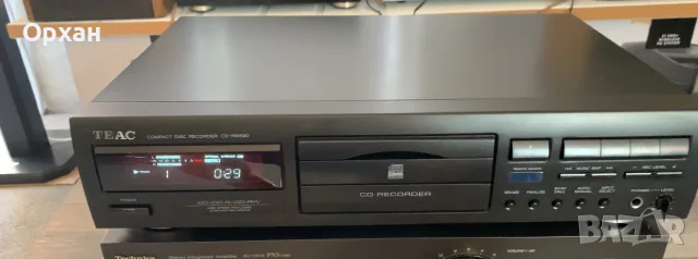 Професионален CD Рекордер TEAC CD-RW890 – Отлично състояние!
