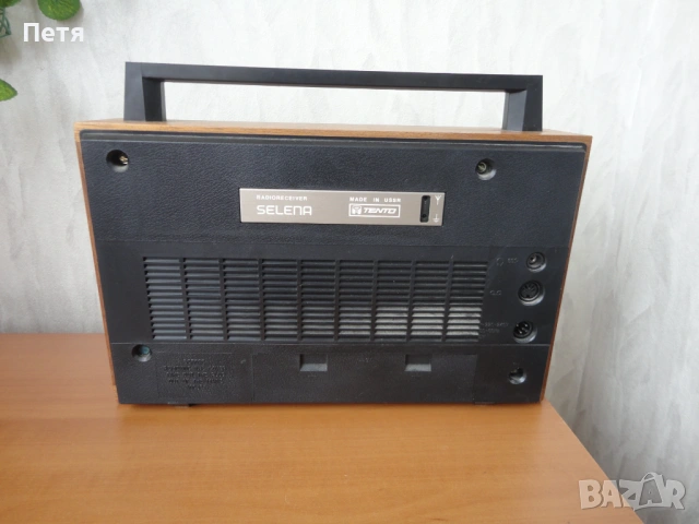 Транзистор Selena, снимка 3 - Радиокасетофони, транзистори - 53324050