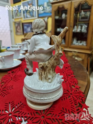 Страхотна антикварна италианска порцеланова фигура статуетка с латерна, снимка 6 - Антикварни и старинни предмети - 41862680