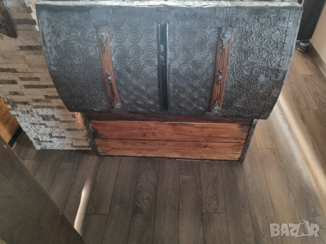 Стар дървен сандък/ракла/скрин, снимка 7 - Антикварни и старинни предмети - 49036862
