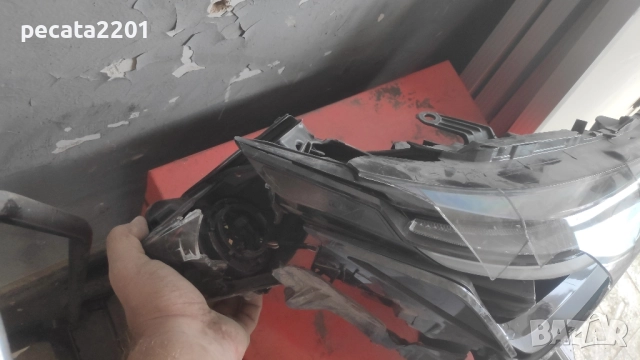Продавам - оригинален Full Led десен фар за Lexus NX 2024 г за части, снимка 3 - Части - 51886294