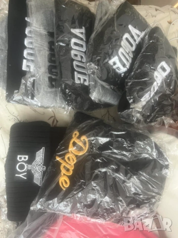 Шапка DOPE (USA) зимна beanie, снимка 2 - Шапки - 53644682