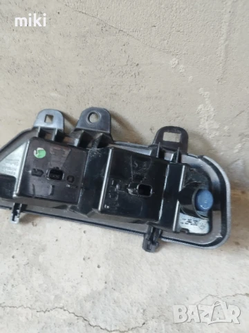 Задна дясна светлина мъгла за Renault Captur (2019-2024), снимка 3 - Части - 51199442