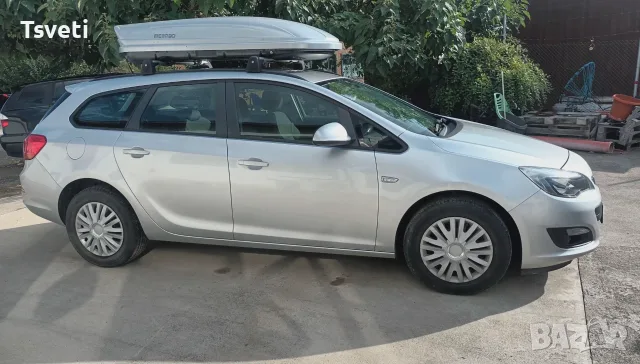 Opel Astra 1.7 CDTI 6ck 110kc Sport S Tourer с Багажник , снимка 3 - Автомобили и джипове - 56062561