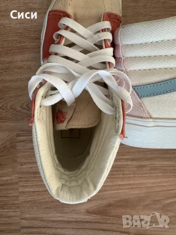 Vans 36,5  висок модел, снимка 2 - Кецове - 56171946