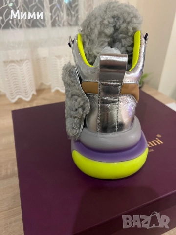 Уникални, топли, различни, леки кецове, снимка 5 - Кецове - 52804928