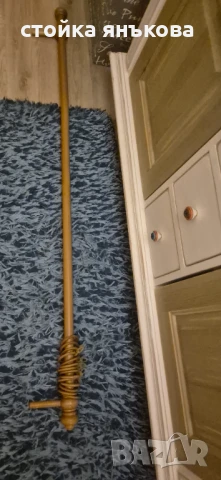 Продавам дървена релса с халки и куки., снимка 2 - Декорация за дома - 51209769