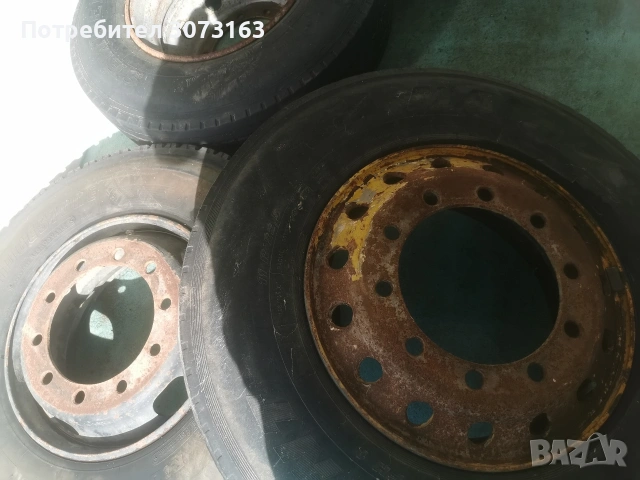 Гуми за ремаркета