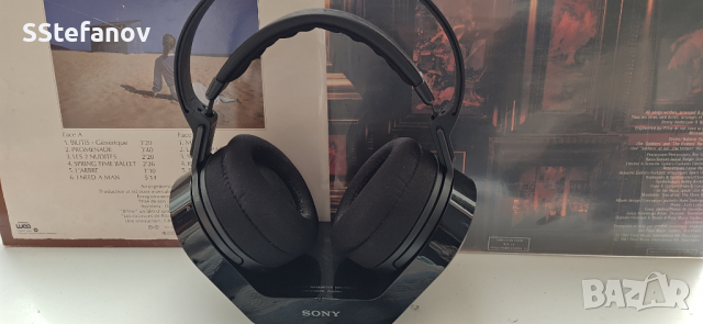 SONY MDR-RF840R, снимка 1 - Слушалки и портативни колонки - 36194742