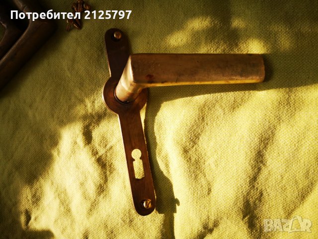 4бр. Месингови дръжки за врата шилд, два комплекта + крепежи, снимка 4 - Антикварни и старинни предмети - 39040668