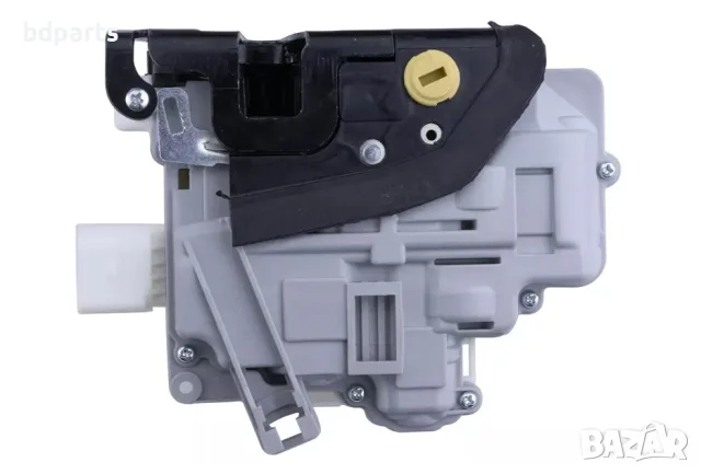 Брава за задна лява врата VW, Passat B6, Tiguan 5N, Audi A4 A5 Q5 Q7,, снимка 4 - Части - 56142155