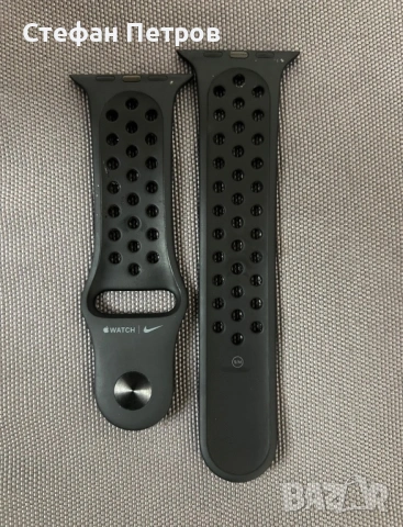 Apple Watch Series 3 Nike + 42мм, снимка 2 - Смарт гривни - 53326018
