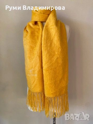 Жълт шал от Alpaca, снимка 9 - Шалове - 53474153