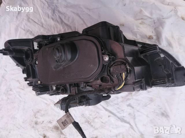 Ляв фар за Volvo V60 2017г., снимка 5 - Части - 51629069