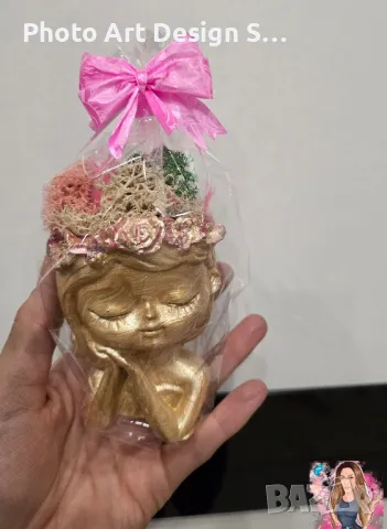 🌸 Елегантна златна кашпа със скандинавски мъх 🌸, снимка 4 - Статуетки - 48708410