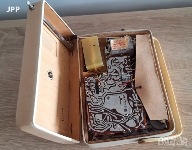 Радио Nordmende Transita deluxe, 1962/63, снимка 13 - Радиокасетофони, транзистори - 49025971