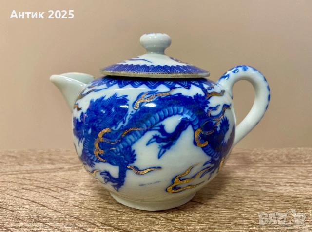 Японски порцеланов чайник с дракон, Made in Japan, средата на XX век