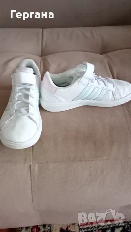 Маратонки Адидас/ Adidas, снимка 6 - Детски маратонки - 50057384