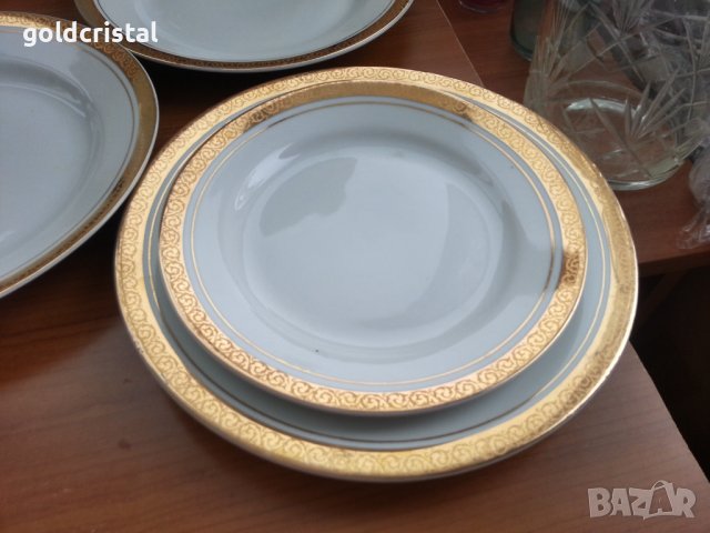 Стар български порцелан чинии с златен кант 