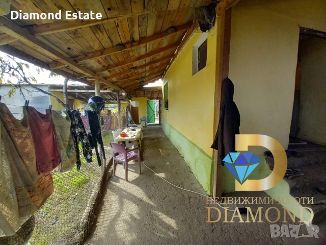 Едноетажна къща в село Боздуганово, общ. Раднево, снимка 5 - Къщи - 52141588