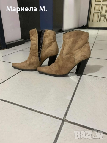 Боти, 36, естествен велур, отлични, снимка 2 - Дамски боти - 52671481