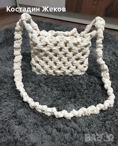 Нова. Дамска оригинална чантичка. ZARA 