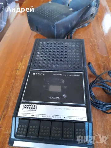 Стар касетофон Sanyo M2541, снимка 3 - Антикварни и старинни предмети - 49088130