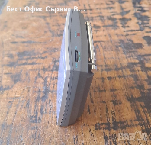 радио транзистор с часовник аларма плъзгащо се мазно, снимка 5 - Радиокасетофони, транзистори - 52063473