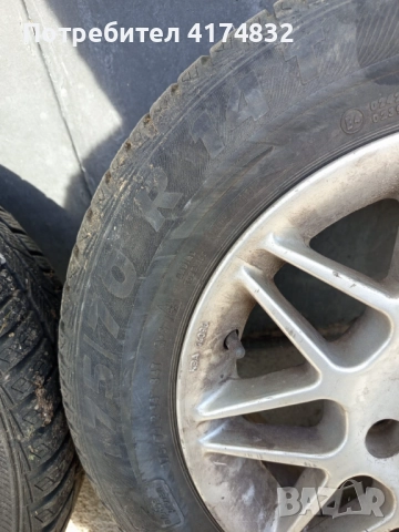 зимни гуми с джанти 175/70/14, снимка 4 - Гуми и джанти - 52538149