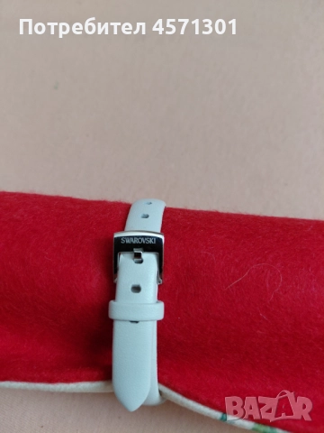 Часовник Swarovski , снимка 2 - Дамски - 51442411