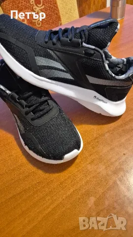 Маратонки Reebok , снимка 2 - Маратонки - 49523067