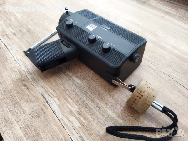 Super 8 филмова камера – модел Eumig Nautica, произведена от австрийската компания Eumig. 📽️,състоя, снимка 5 - Други ценни предмети - 53747129