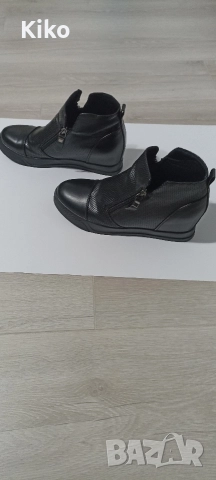 Дамски кожени боти като нови, снимка 5 - Дамски боти - 52584787