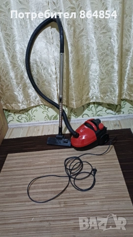Прахосмукачка Daevoo 1500w, снимка 2 - Прахосмукачки - 53261141