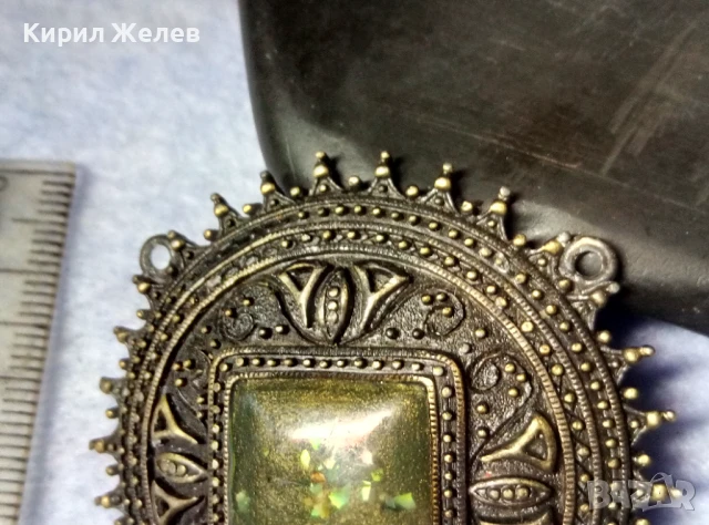 СТАР ЕМАЙЛИРАН БРОНЗОВ МЕДАЛЬОН РЕТРО ОРНАМЕНТИРАН с РОЗОВИ ПЕРЛИЧКИ 42388, снимка 10 - Антикварни и старинни предмети - 51255586