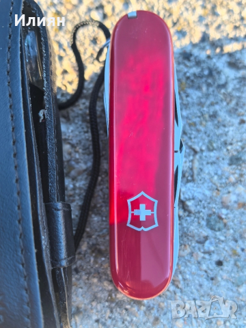 Джобен нож victorinox, снимка 4 - Ножове - 52427785