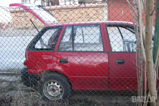 Автомобил СУЗУКИ Суифт 2 SUZUKI Swift II 1.0 Хечбек 4/5 врати 2000 г. за Части БАРТЕР, снимка 7 - Автомобили и джипове - 49802080