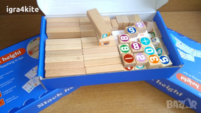 Дървена дженга с числа, животни, чук, зарове и карти