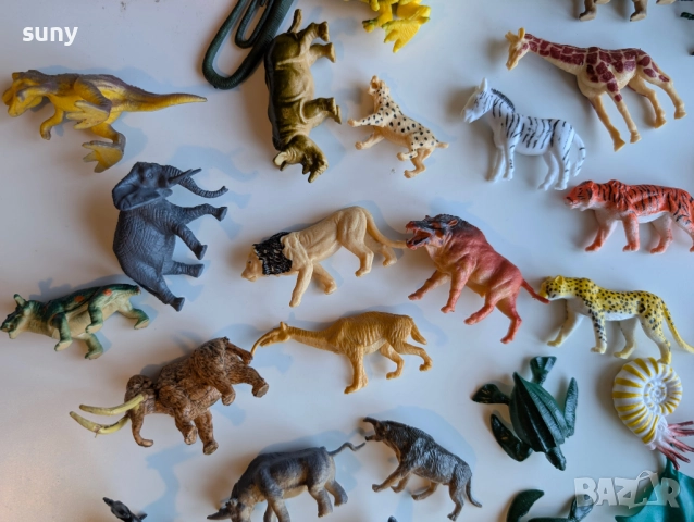 Нови малки играчки животни насекоми, снимка 7 - Фигурки - 51872067