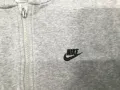 Детски суичер  Nike, с качулка и цип, размер 140-152 см, снимка 4